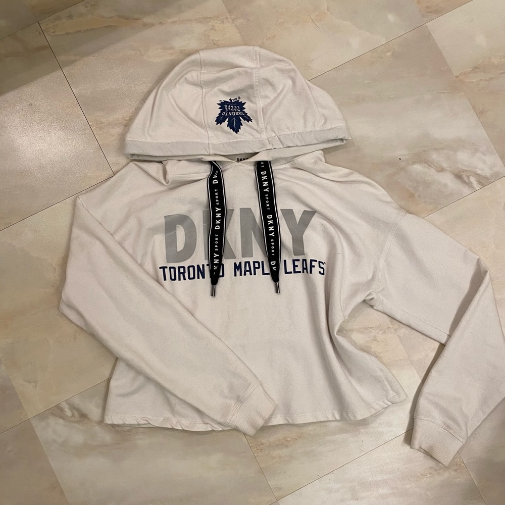 DKNY🤩Toronto Maple Leafs, Cropped Hoodie Long Sleeve!